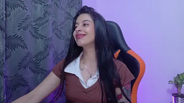 Misscarolsph online show from 06-24-26, 08:28