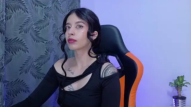 Misscarolsph online show from 06-22-26, 08:39