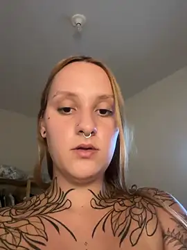 Snapshot of casaltattoosex chatting on 01-07-26, 12:26 casaltattoosex online show from 01-07-26, 12:26