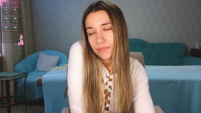 hot ass 18 online show from 03-11-26, 04:17