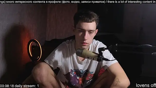 Snapshot of w0rkman chatting on 10-03-25, 09:16 w0rkman online show from 10-03-25, 09:16