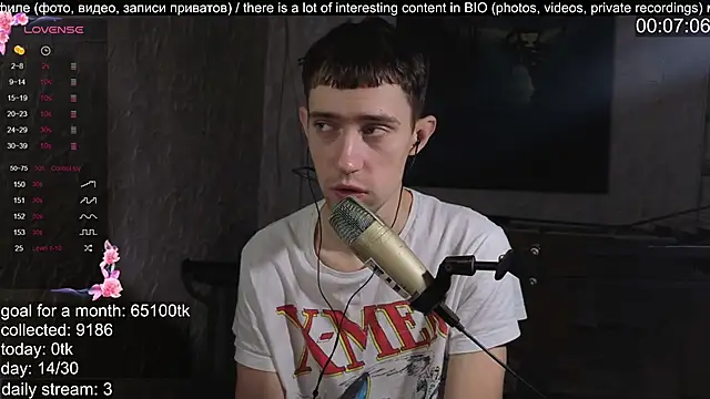 Snapshot of w0rkman chatting on 10-16-25, 06:21 w0rkman online show from 10-16-25, 06:21