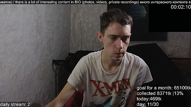 Snapshot of w0rkman chatting on 10-13-25, 09:59 w0rkman online show from 10-13-25, 09:59