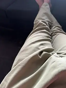 dilu98 online show from 04-16-26, 06:47