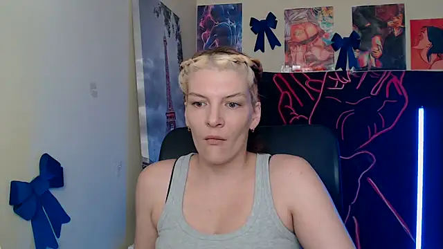 VanessaRey  online show from 04-05-26, 02:46