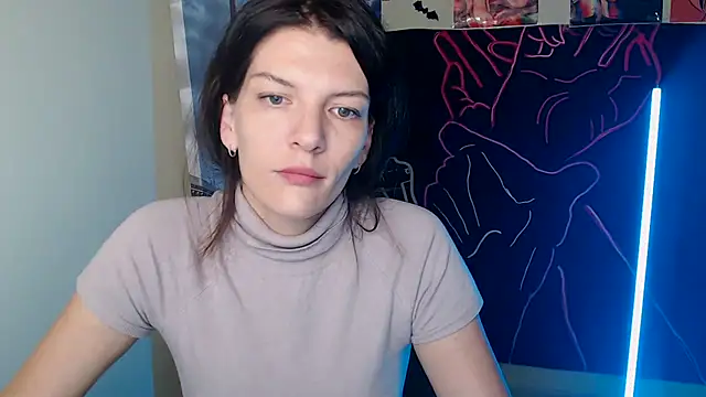 Snapshot of VanessaRey_ chatting on 10-11-25, 06:47 VanessaRey online show from 10-11-25, 06:47