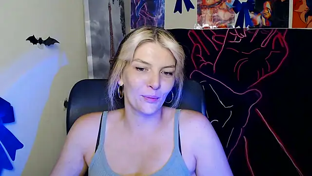 VanessaRey  online show from 07-17-26, 06:54