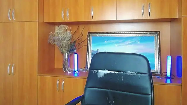 VanessaRey  online show from 02-22-26, 05:32