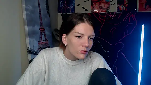 Snapshot of VanessaRey_ chatting on 10-09-25, 05:24 VanessaRey online show from 10-09-25, 05:24