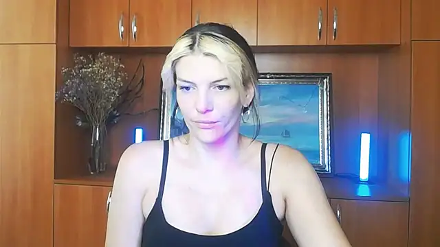 VanessaRey  online show from 07-13-26, 06:56