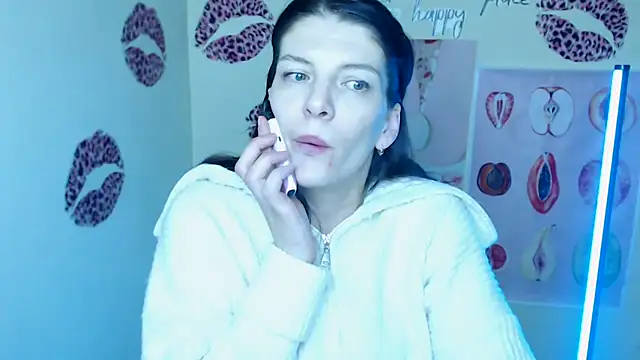 VanessaRey  online show from 01-10-26, 05:58