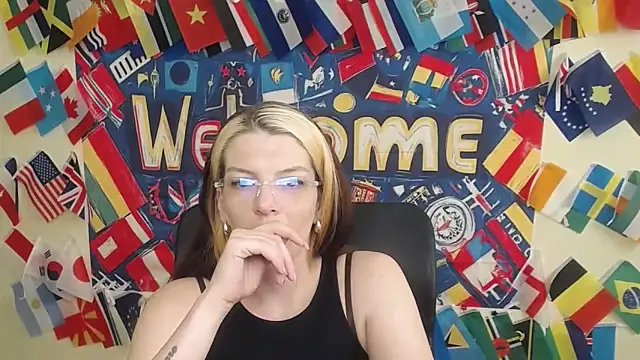 VanessaRey  online show from 05-07-26, 06:28