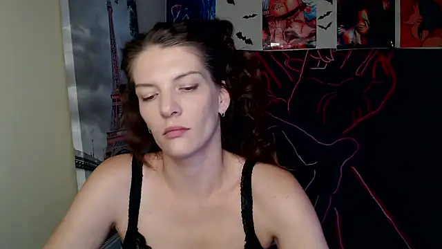 Snapshot of VanessaRey_ chatting on 10-08-25, 06:15 VanessaRey online show from 10-08-25, 06:15