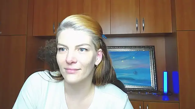 VanessaRey  online show from 02-21-26, 05:26