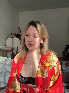 mollygirll online show from 04-03-26, 01:17