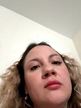 Snapshot of mollygirll chatting on 10-16-25, 09:28 mollygirll online show from 10-16-25, 09:28