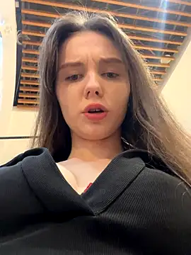 MilaBee online show from 10-23-25, 09:19