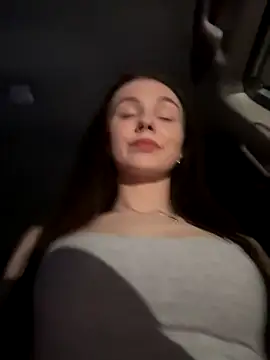 MilaBee online show from 12-18-25, 11:14