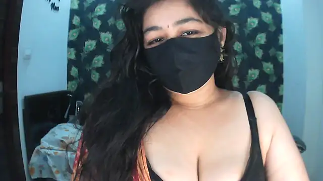 Snapshot of sonali4 chatting on 07-08-26, 11:44 sonali4 online show from 07-08-26, 11:44