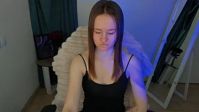 Catherine e online show from 12-15-25, 09:09