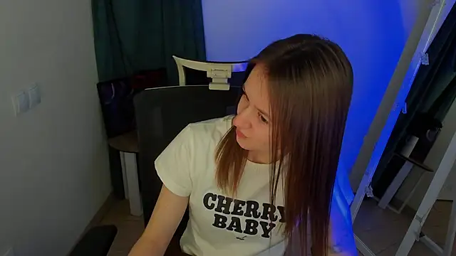 Catherine e online show from 11-17-25, 07:40