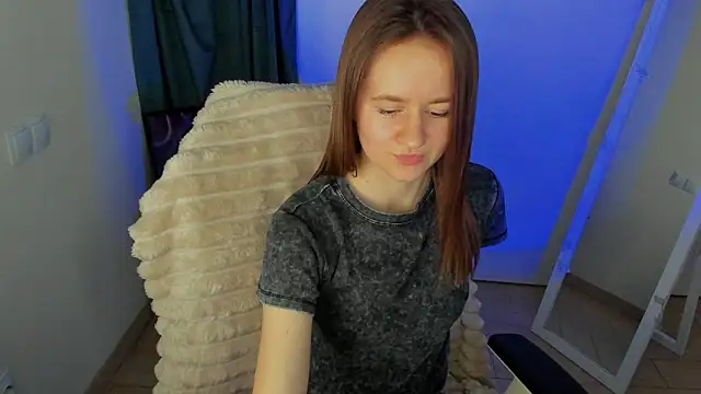 Catherine e online show from 12-04-25, 08:19