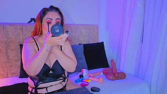 angelinarouse  online show from 04-08-26, 04:14