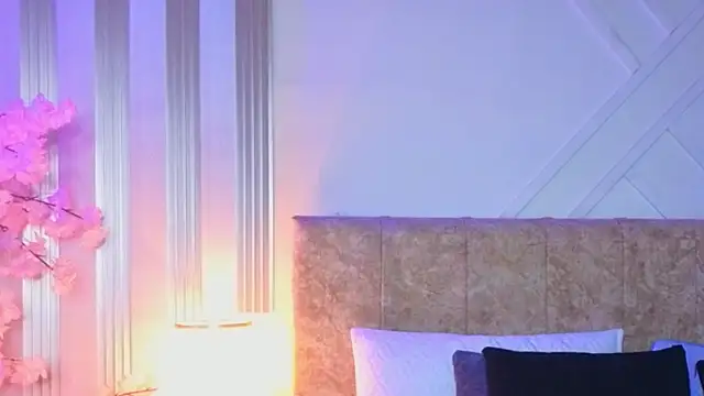 Snapshot of angelinarouse_ chatting on 02-21-26, 03:30 angelinarouse online show from 02-21-26, 03:30