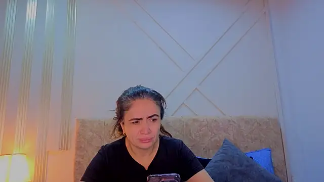 angelinarouse  online show from 04-03-26, 12:39