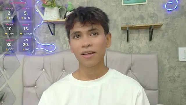 Snapshot of Ethan_Westt chatting on 02-09-26, 06:50 Ethan Westt online show from 02-09-26, 06:50