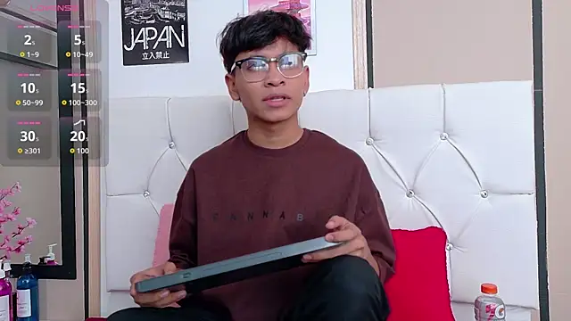 Ethan Westt online show from 11-12-25, 08:12