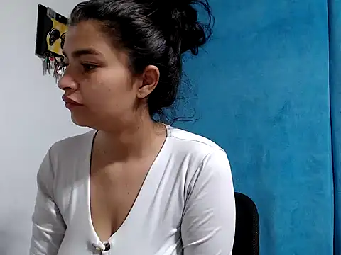 AlanaHotxx online show from 09-27-25, 07:03
