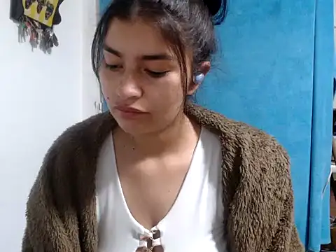 AlanaHotxx online show from 10-02-25, 07:23