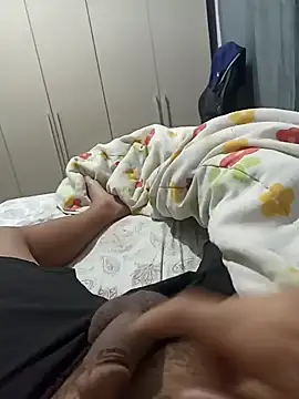 JovanRJ online show from 09-18-25, 01:36