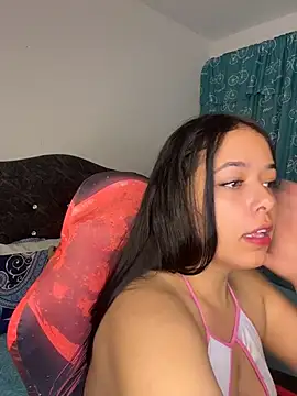 Snapshot of Deepika_padukoneNisha chatting on 07-08-26, 01:12 Deepika padukoneNisha online show from 07-08-26, 01:12