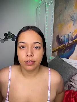 Snapshot of Deepika_padukoneNisha chatting on 04-10-26, 03:52 Deepika padukoneNisha online show from 04-10-26, 03:52