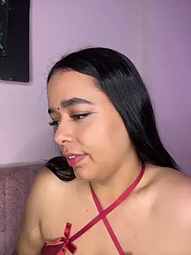 Snapshot of Deepika_padukoneNisha chatting on 05-09-26, 02:31 Deepika padukoneNisha online show from 05-09-26, 02:31