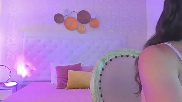 debora scoot online show from 10-22-25, 10:25