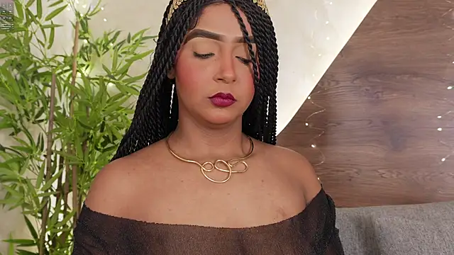 mia lacy  online show from 12-18-25, 08:01