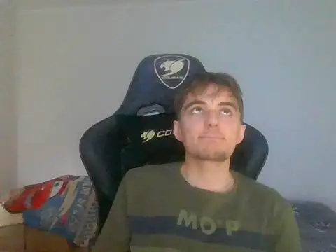 Snapshot of tristan_12273 chatting on 11-05-25, 09:45 tristan 12273 online show from 11-05-25, 09:45