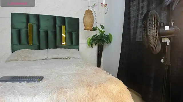 Danna williamss online show from 10-16-25, 11:40