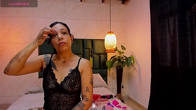 Danna williamss online show from 09-28-25, 12:01