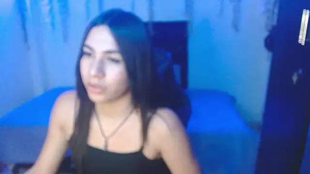 Snapshot of Lyaa_Cute chatting on 02-11-26, 03:50 Lyaa Cute online show from 02-11-26, 03:50