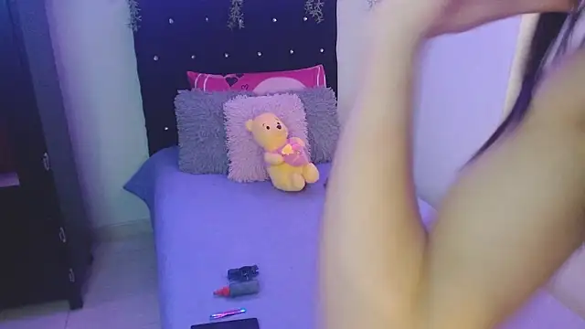 Lyaa Cute online show from 11-05-25, 01:42