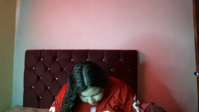 Valeria Tiffany online show from 11-14-25, 09:07