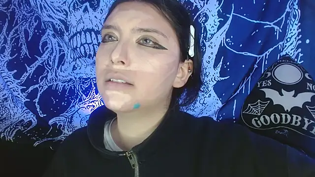 Snapshot of mikaskullcs chatting on 10-01-25, 04:39 mikaskullcs online show from 10-01-25, 04:39