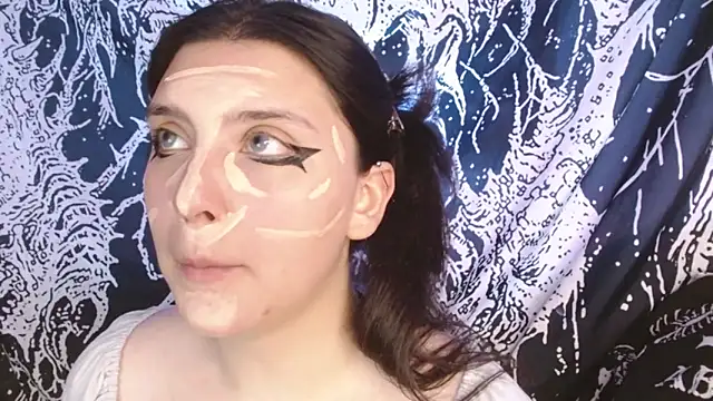 mikaskullcs online show from 12-04-25, 09:47