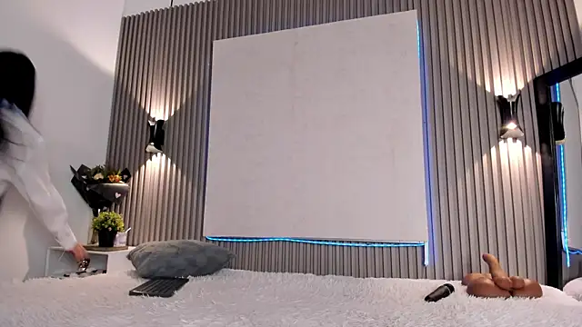 Emmazc  online show from 11-21-25, 08:08