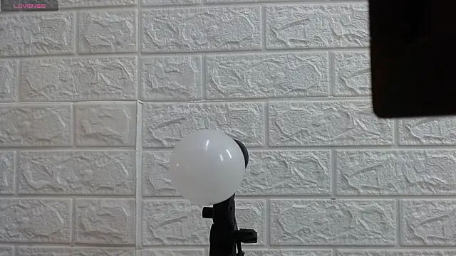 Snapshot of nei_girl chatting on 03-13-26, 11:59 nei girl online show from 03-13-26, 11:59