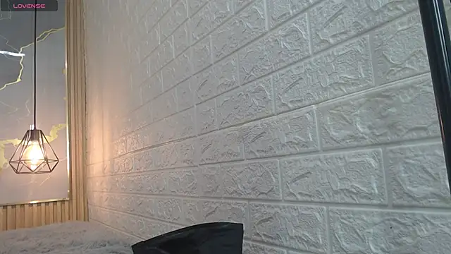 nei girl online show from 11-21-25, 11:31